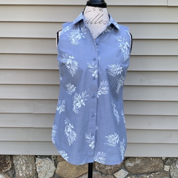 Nwot Croft & Barrow Tropical Chambray Sleeveless Button Down Shirt - Picture 2 of 13